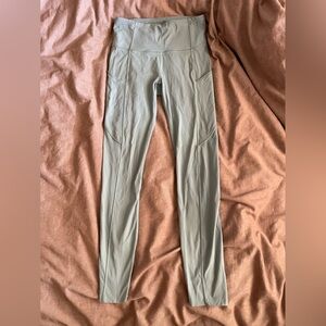 Light Blue Lululemon leggings with pockets and adjustable waist!